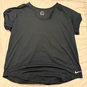 Nike Women's Black Short Sleeve Tee